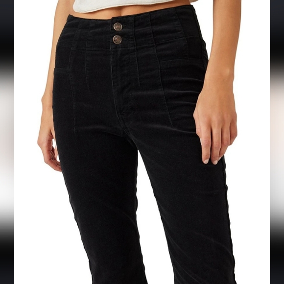 Jayde Cord Super High Rise Flared Jeans - Picture 4 of 7